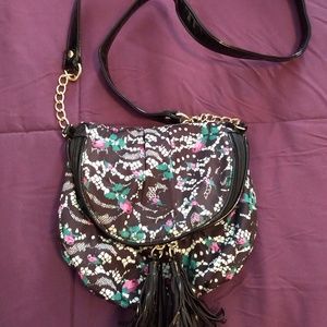 Betsey Johnson cross body purse